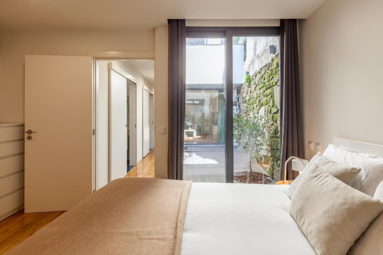 Yellow - Minho's Guest Apartment Braga